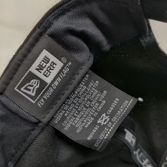 New Era 9Fifty Men's NHL Chicago Blackhawks Snapback Hat Black OSFM Big Logo - Picture 7 of 8